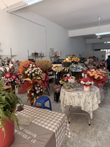 Kedai Bunga Terbaik berhampiran saya en Kampung Baharu Nilai