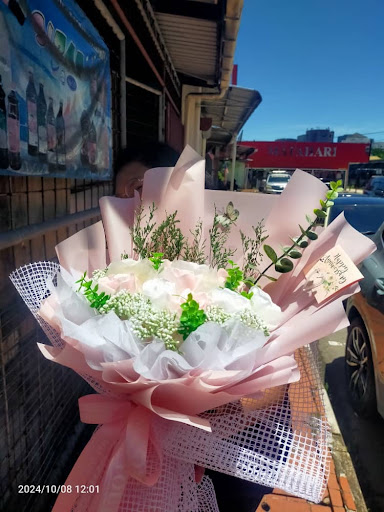 AINAZ FLORIST BOUQUET LABUAN SUPRISE DELIVERY