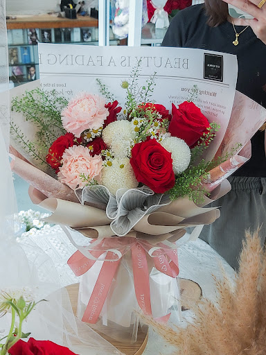 Eve Floral