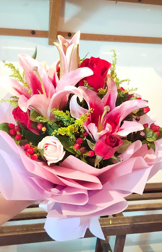Magic Roses Florist