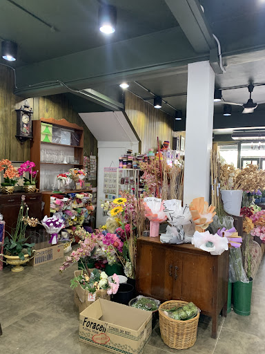 The Pretty Blooms
